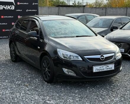 Черный Опель Астра, объемом двигателя 1.7 л и пробегом 212 тыс. км за 7000 $, фото 2 на Automoto.ua