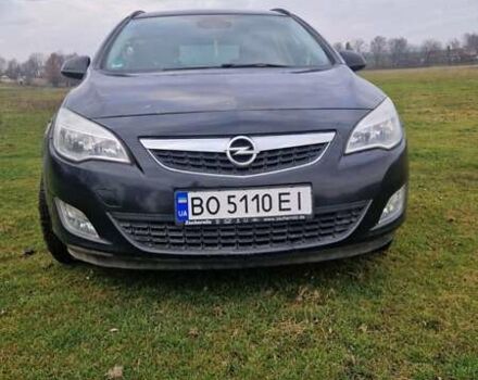 Черный Опель Астра, объемом двигателя 1.7 л и пробегом 200 тыс. км за 7200 $, фото 1 на Automoto.ua