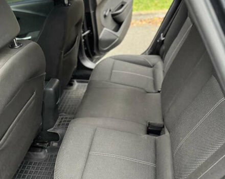 Черный Опель Астра, объемом двигателя 1.7 л и пробегом 245 тыс. км за 7000 $, фото 15 на Automoto.ua