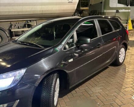 Черный Опель Астра, объемом двигателя 1.7 л и пробегом 275 тыс. км за 7600 $, фото 1 на Automoto.ua