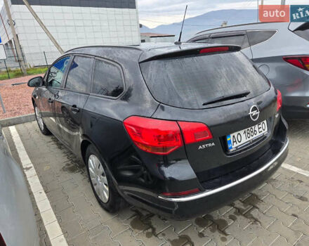 Черный Опель Астра, объемом двигателя 1.69 л и пробегом 281 тыс. км за 7000 $, фото 3 на Automoto.ua