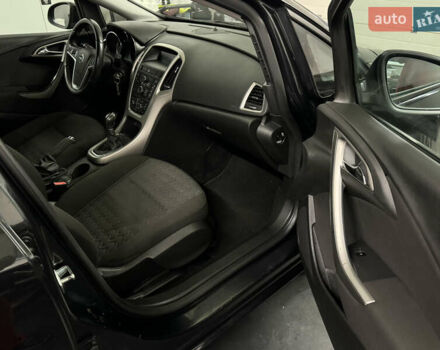 Черный Опель Астра, объемом двигателя 1.4 л и пробегом 203 тыс. км за 7250 $, фото 13 на Automoto.ua