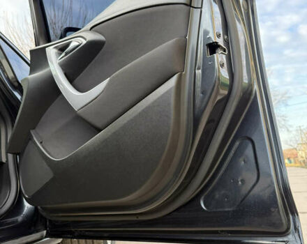 Черный Опель Астра, объемом двигателя 1.7 л и пробегом 258 тыс. км за 6999 $, фото 72 на Automoto.ua