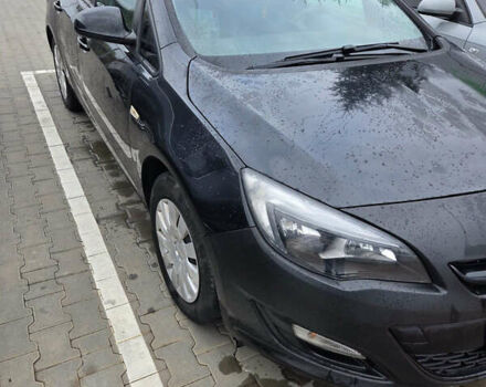 Черный Опель Астра, объемом двигателя 1.69 л и пробегом 281 тыс. км за 7000 $, фото 2 на Automoto.ua