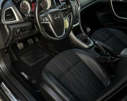 Черный Опель Астра, объемом двигателя 1.7 л и пробегом 218 тыс. км за 8500 $, фото 45 на Automoto.ua