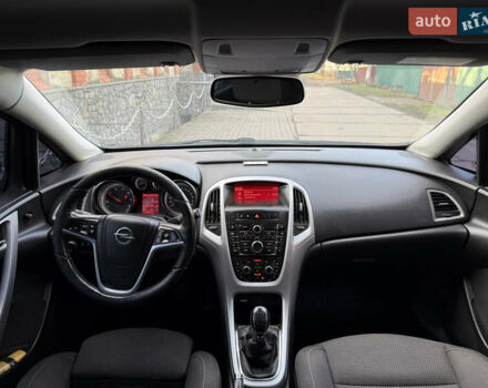 Черный Опель Астра, объемом двигателя 1.7 л и пробегом 258 тыс. км за 6999 $, фото 42 на Automoto.ua