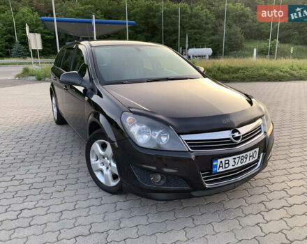 Черный Опель Астра, объемом двигателя 1.6 л и пробегом 231 тыс. км за 5800 $, фото 8 на Automoto.ua