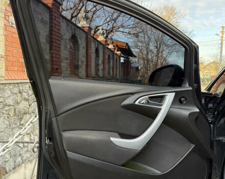 Черный Опель Астра, объемом двигателя 1.7 л и пробегом 258 тыс. км за 6999 $, фото 64 на Automoto.ua