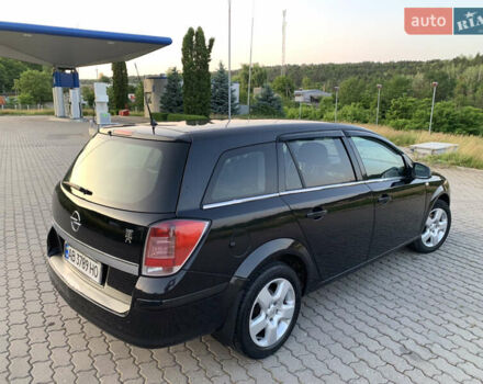 Черный Опель Астра, объемом двигателя 1.6 л и пробегом 231 тыс. км за 5800 $, фото 11 на Automoto.ua