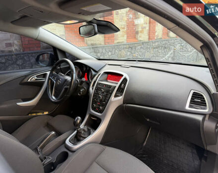 Черный Опель Астра, объемом двигателя 1.7 л и пробегом 258 тыс. км за 6999 $, фото 86 на Automoto.ua