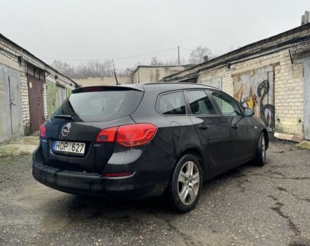 Черный Опель Астра, объемом двигателя 0 л и пробегом 380 тыс. км за 3500 $, фото 3 на Automoto.ua