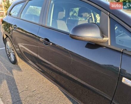 Черный Опель Астра, объемом двигателя 1.4 л и пробегом 236 тыс. км за 8200 $, фото 15 на Automoto.ua