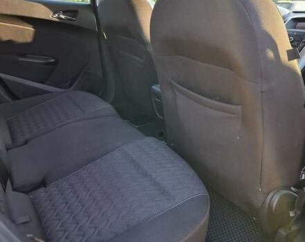 Черный Опель Астра, объемом двигателя 1.4 л и пробегом 236 тыс. км за 8200 $, фото 12 на Automoto.ua