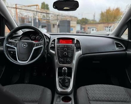 Черный Опель Астра, объемом двигателя 1.4 л и пробегом 211 тыс. км за 6940 $, фото 23 на Automoto.ua