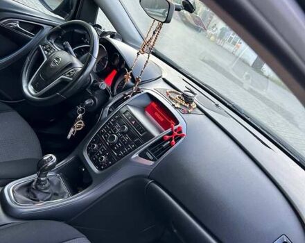 Чорний Опель Астра, об'ємом двигуна 1.7 л та пробігом 252 тис. км за 8000 $, фото 12 на Automoto.ua