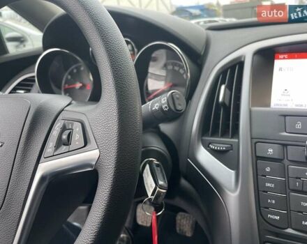 Черный Опель Астра, объемом двигателя 1.5 л и пробегом 197 тыс. км за 9400 $, фото 30 на Automoto.ua