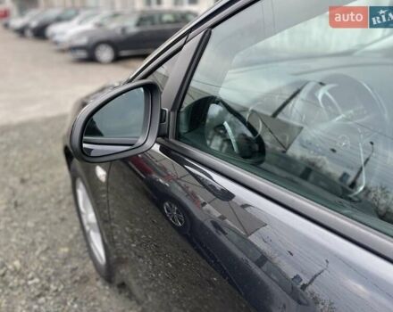 Черный Опель Астра, объемом двигателя 1.5 л и пробегом 197 тыс. км за 9400 $, фото 18 на Automoto.ua