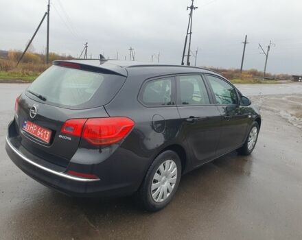 Черный Опель Астра, объемом двигателя 1.6 л и пробегом 251 тыс. км за 7500 $, фото 3 на Automoto.ua