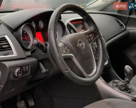 Черный Опель Астра, объемом двигателя 1.7 л и пробегом 326 тыс. км за 8655 $, фото 23 на Automoto.ua