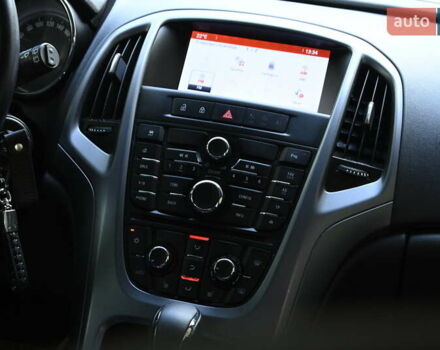 Опель Астра 2014 у Бердичеве на Automoto.ua Чорний Опель Астра, об'ємом двигуна 1.96 л та пробігом 238 тис. км за 8700 $, фото 26 на Automoto.ua