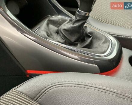 Черный Опель Астра, объемом двигателя 1.7 л и пробегом 326 тыс. км за 8655 $, фото 43 на Automoto.ua