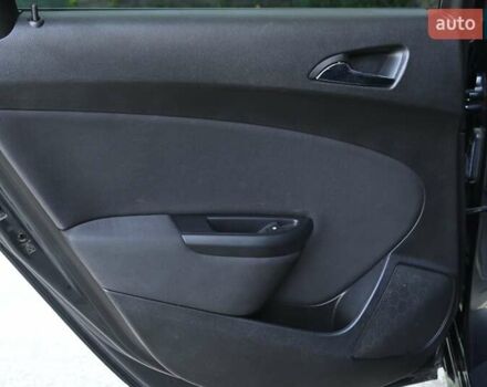 Опель Астра 2014 у Бердичеве на Automoto.ua Чорний Опель Астра, об'ємом двигуна 1.96 л та пробігом 238 тис. км за 8700 $, фото 21 на Automoto.ua