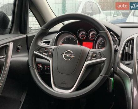 Черный Опель Астра, объемом двигателя 1.7 л и пробегом 326 тыс. км за 8655 $, фото 52 на Automoto.ua