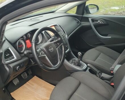 Черный Опель Астра, объемом двигателя 1.6 л и пробегом 251 тыс. км за 7500 $, фото 19 на Automoto.ua