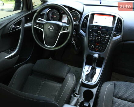 Опель Астра 2014 у Бердичеве на Automoto.ua Чорний Опель Астра, об'ємом двигуна 1.96 л та пробігом 238 тис. км за 8700 $, фото 25 на Automoto.ua