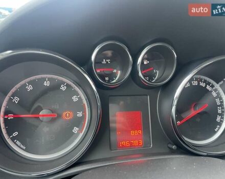 Черный Опель Астра, объемом двигателя 1.5 л и пробегом 197 тыс. км за 9400 $, фото 6 на Automoto.ua