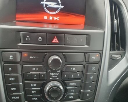 Черный Опель Астра, объемом двигателя 1.6 л и пробегом 251 тыс. км за 7500 $, фото 6 на Automoto.ua