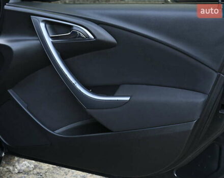 Чорний Опель Астра, об'ємом двигуна 1.96 л та пробігом 238 тис. км за 8400 $, фото 28 на Automoto.ua