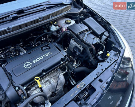 Черный Опель Астра, объемом двигателя 1.6 л и пробегом 192 тыс. км за 9199 $, фото 76 на Automoto.ua