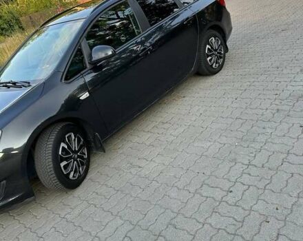 Чорний Опель Астра, об'ємом двигуна 1.7 л та пробігом 252 тис. км за 8000 $, фото 7 на Automoto.ua