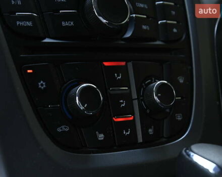 Опель Астра 2014 у Бердичеве на Automoto.ua Чорний Опель Астра, об'ємом двигуна 1.96 л та пробігом 238 тис. км за 8700 $, фото 19 на Automoto.ua