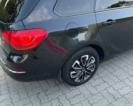 Чорний Опель Астра, об'ємом двигуна 1.7 л та пробігом 252 тис. км за 8000 $, фото 2 на Automoto.ua