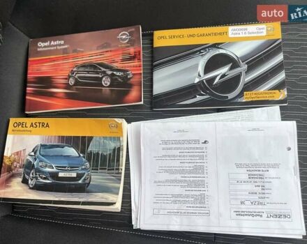 Черный Опель Астра, объемом двигателя 1.5 л и пробегом 197 тыс. км за 9400 $, фото 66 на Automoto.ua