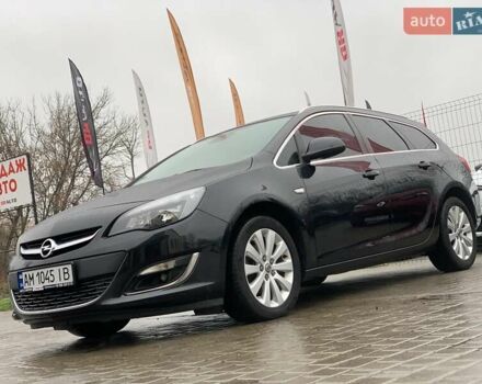 Черный Опель Астра, объемом двигателя 1.7 л и пробегом 326 тыс. км за 8655 $, фото 1 на Automoto.ua