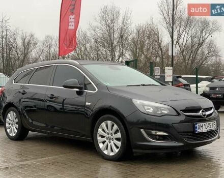 Черный Опель Астра, объемом двигателя 1.7 л и пробегом 326 тыс. км за 8655 $, фото 4 на Automoto.ua