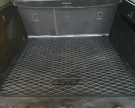 Черный Опель Астра, объемом двигателя 1.6 л и пробегом 251 тыс. км за 7500 $, фото 17 на Automoto.ua