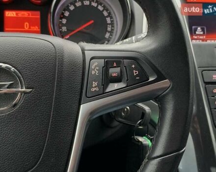 Черный Опель Астра, объемом двигателя 1.7 л и пробегом 326 тыс. км за 8655 $, фото 45 на Automoto.ua