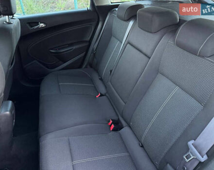 Опель Астра 2015 у Дрогобичі на Automoto.ua Чорний Опель Астра, об'ємом двигуна 1.6 л та пробігом 196 тис. км за 8550 $, фото 64 на Automoto.ua