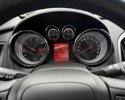 Черный Опель Астра, объемом двигателя 1.6 л и пробегом 145 тыс. км за 9600 $, фото 12 на Automoto.ua