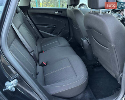 Опель Астра 2015 у Дрогобичі на Automoto.ua Чорний Опель Астра, об'ємом двигуна 1.6 л та пробігом 196 тис. км за 8550 $, фото 66 на Automoto.ua