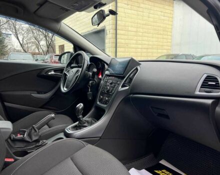 Черный Опель Астра, объемом двигателя 1.6 л и пробегом 145 тыс. км за 9600 $, фото 22 на Automoto.ua