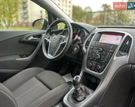 Черный Опель Астра, объемом двигателя 1.6 л и пробегом 205 тыс. км за 8290 $, фото 67 на Automoto.ua