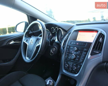 Черный Опель Астра, объемом двигателя 1.6 л и пробегом 205 тыс. км за 8290 $, фото 97 на Automoto.ua