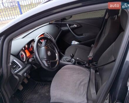 Чорний Опель Астра, об'ємом двигуна 1.6 л та пробігом 200 тис. км за 8599 $, фото 4 на Automoto.ua