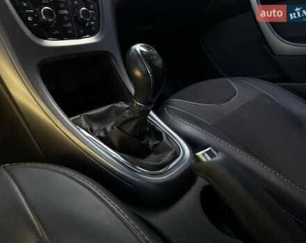 Черный Опель Астра, объемом двигателя 1.6 л и пробегом 216 тыс. км за 7900 $, фото 30 на Automoto.ua