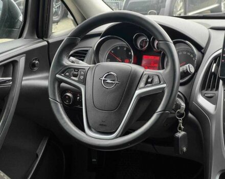 Черный Опель Астра, объемом двигателя 1.6 л и пробегом 145 тыс. км за 9600 $, фото 11 на Automoto.ua